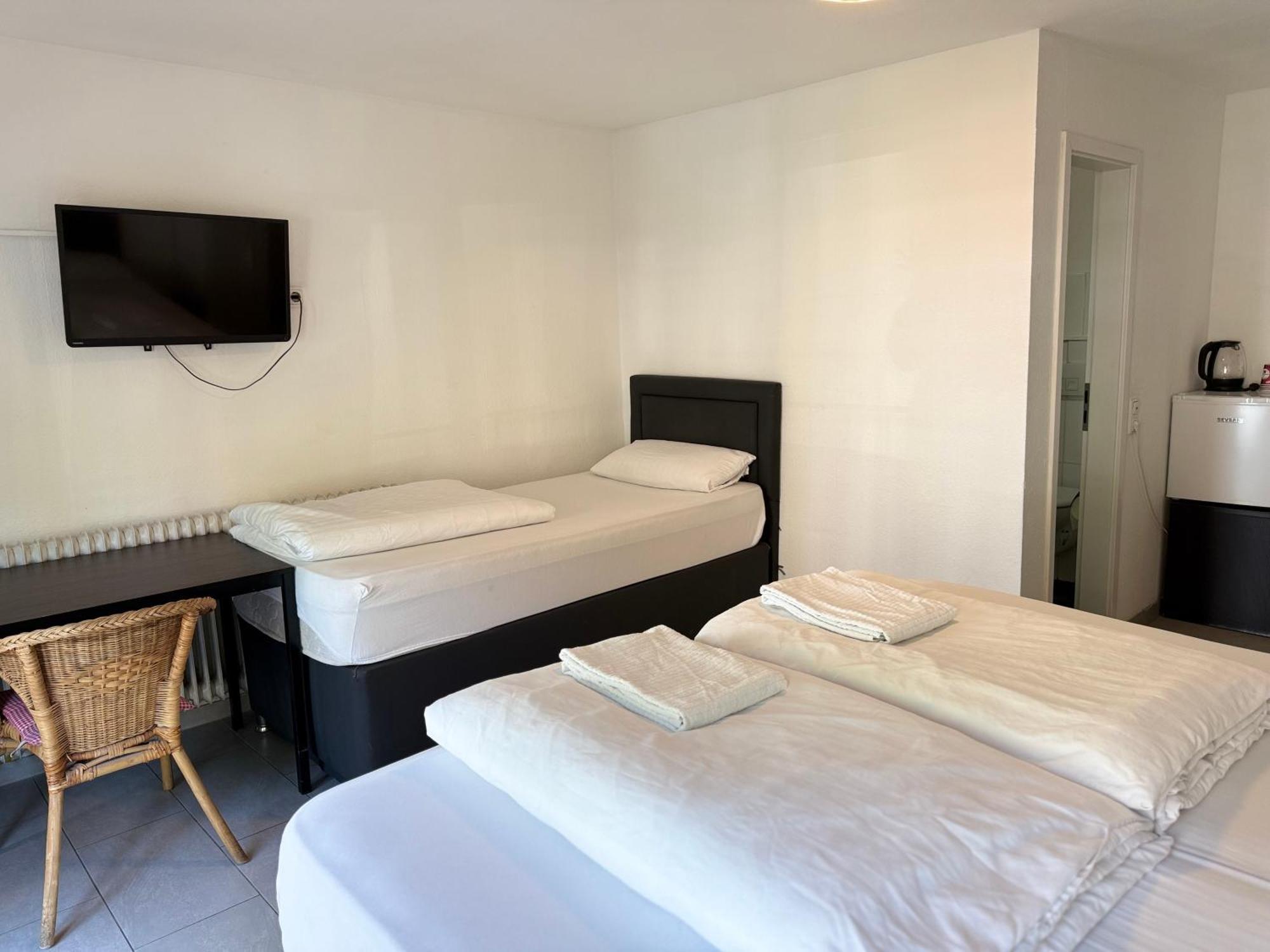 Hotel Garni Emir Cologne Exterior photo